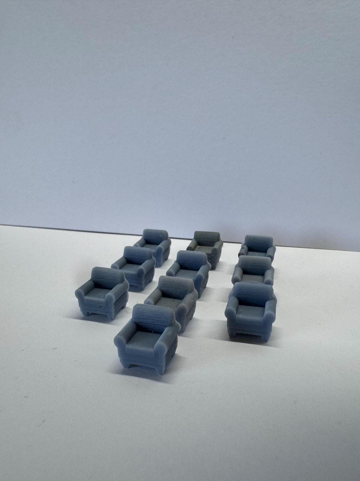 10 pcs Armchair Couch, HO GAUGE 1:87, unpainted Gray