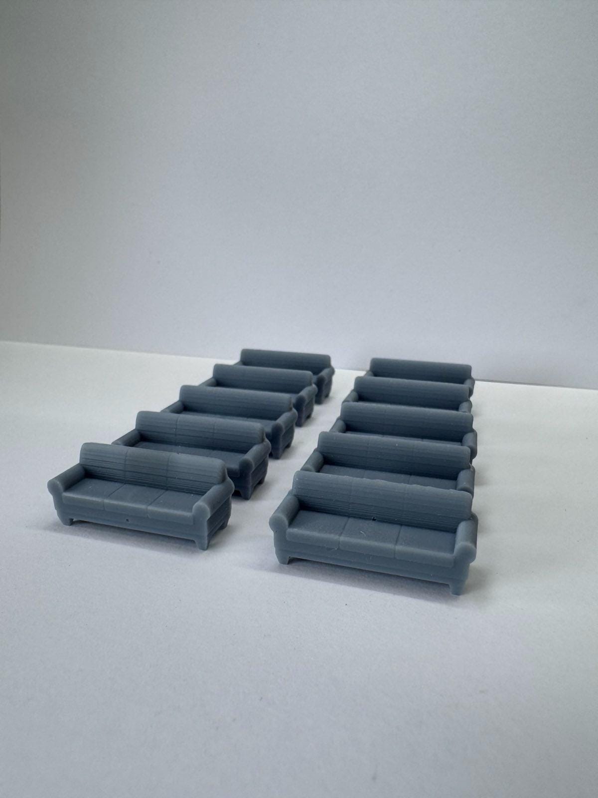 3 Seater Sofa, 10 pcs , HO GAUGE 1:87, unpainted Gray