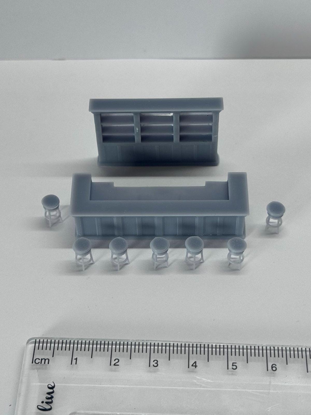 Vintage Bar For Pubs Restaurants Cafes , HO Scale 1:87 Grey Unpainted